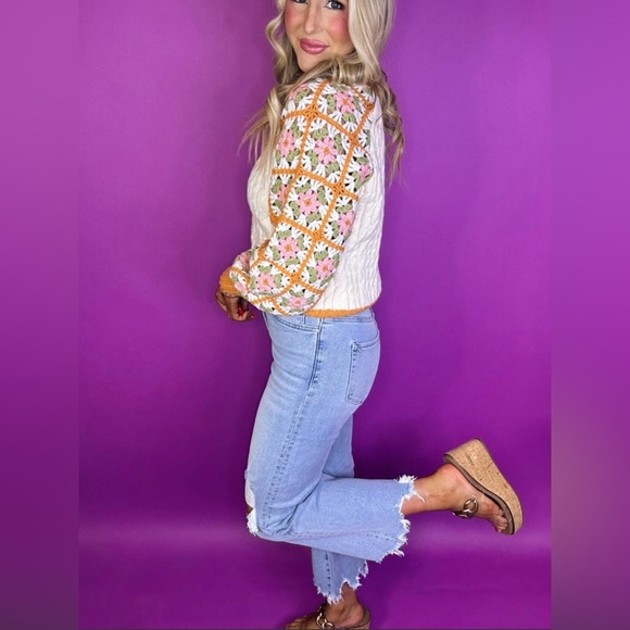 Dusty Indigo 90's Vintage 👖 
Cropped Flare Jeans
NEW w/Tags‼️ - Picture 3 of 7